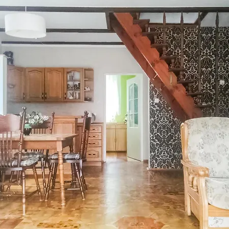 Atemberaubendes Haus Mit 4 Schlafzimmern In Ferienhaus *