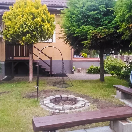 Atemberaubendes Haus Mit 4 Schlafzimmern In *